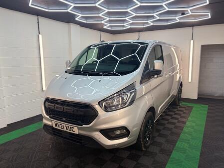 FORD TRANSIT CUSTOM 2.0 Transit Custom Limited Van 300 L2 2.0L EcoBlue 130PS FWD 6 Speed Manual