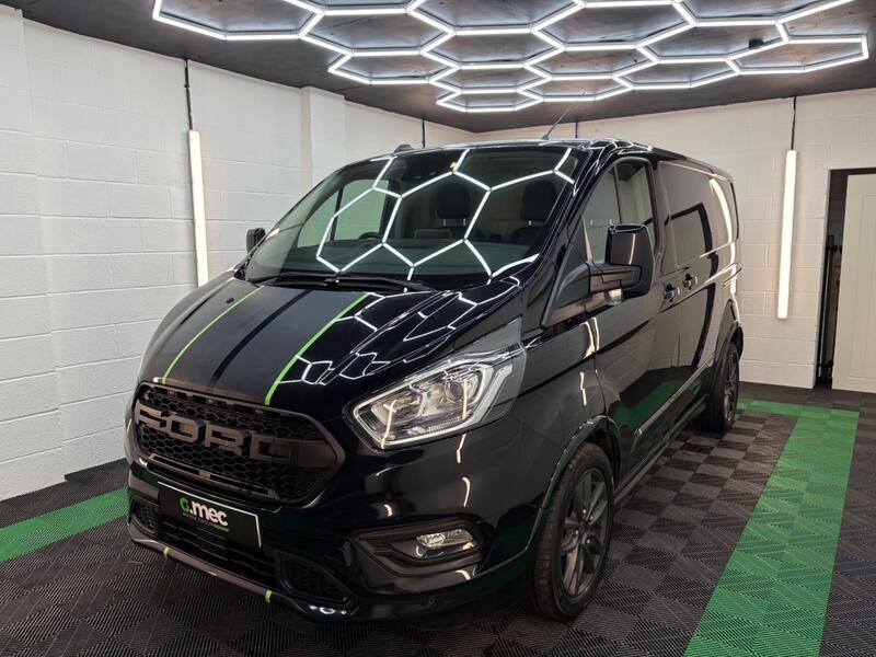 FORD TRANSIT CUSTOM 2.0 290 EcoBlue Sport